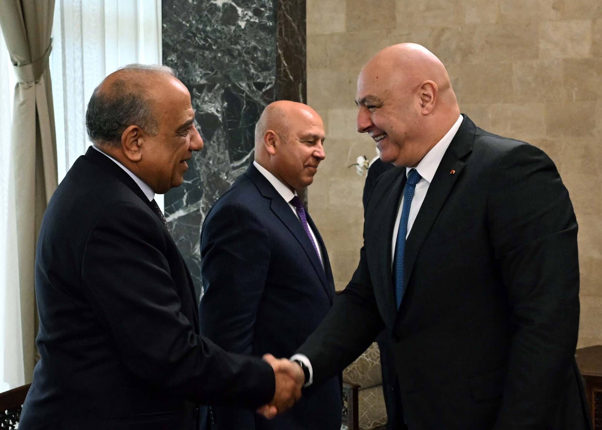 بوابة الوفد| الرئيس اللبناني يستقبل مصطفى مدبولي بقصر بعبدا 