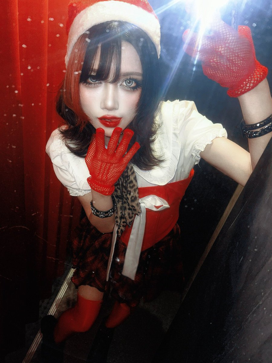 9a___na's tweet photo. 今年のぎぐはあと❷ぎぐ💥💥

▷▶▷❶❷がつ❷❹にち(WED)
 #CRASHDANCE 🎪

予約特典▶XTEENサンタからクリスマスプレゼント☠️🎁

▷▶▷❶❷がつ❷❽にち(SUN)
今年最後のぎぐ🎪

②ぎぐともホーム新宿サイエンスで☠️

それぞれ予約はリプで受付してるょ🍭

ボルテージMAX…いや限界突破ネ😈 https://t.co/pqQZAekpji