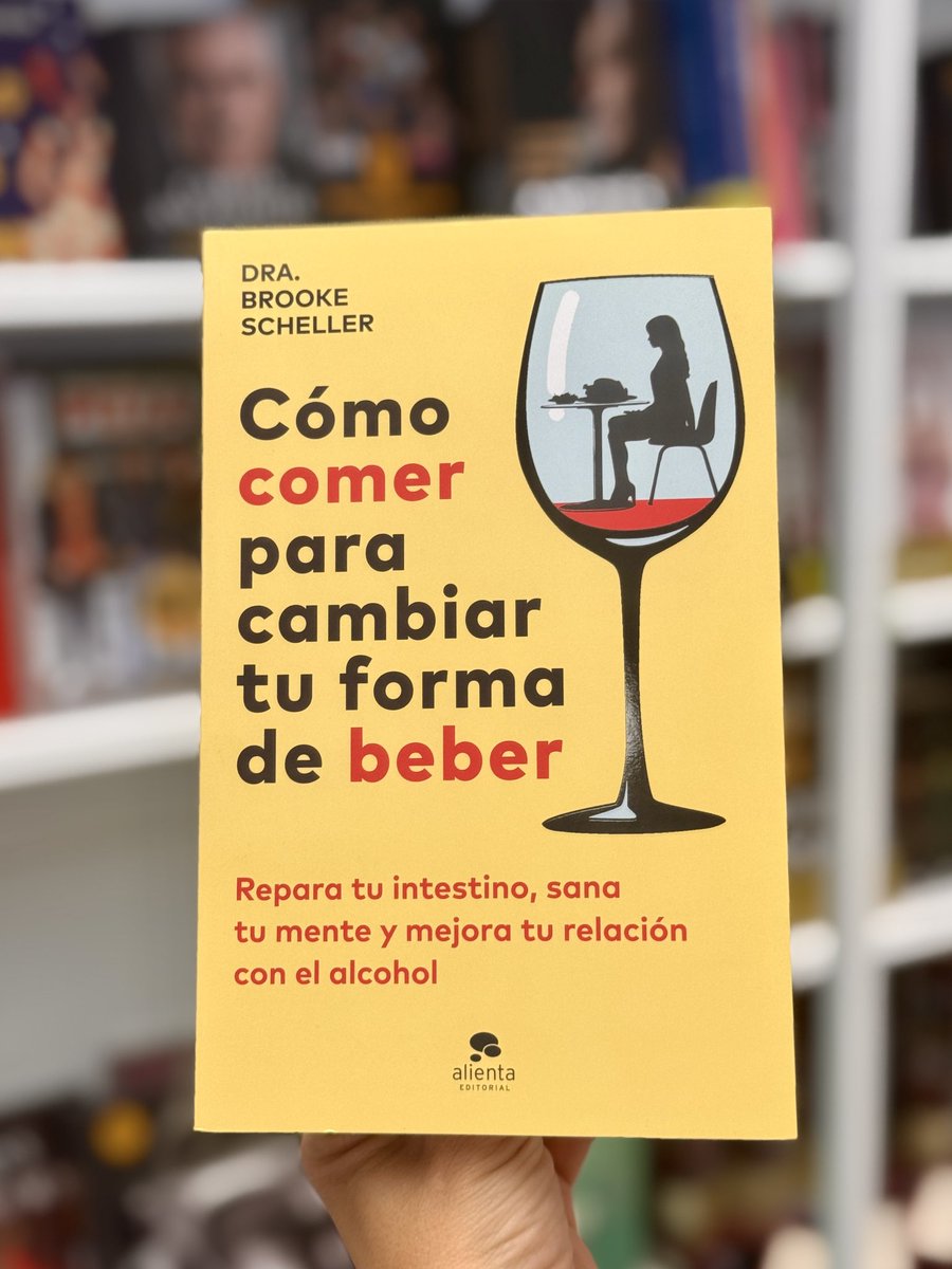 Alienta's tweet image. Cenas, brindis… y luego el cansancio.

Este libro te ayuda a revisar tu relación con el alcohol sin culpa: qué pasa en tu cerebro e intestino y qué comer para reducir el deseo. Cuidarte también es decir que no.

📘 «Cómo comer para cambiar tu forma de beber», de Brooke Scheller.