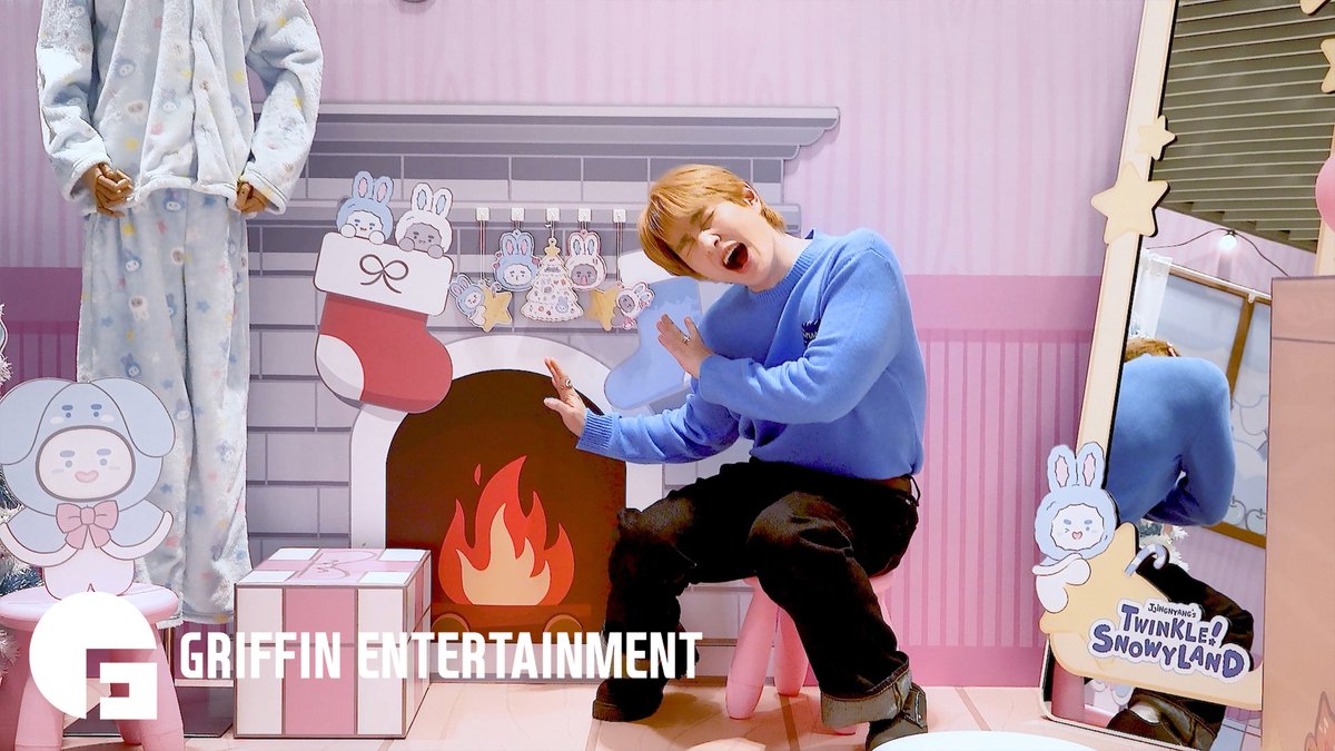 ONEW tweet media