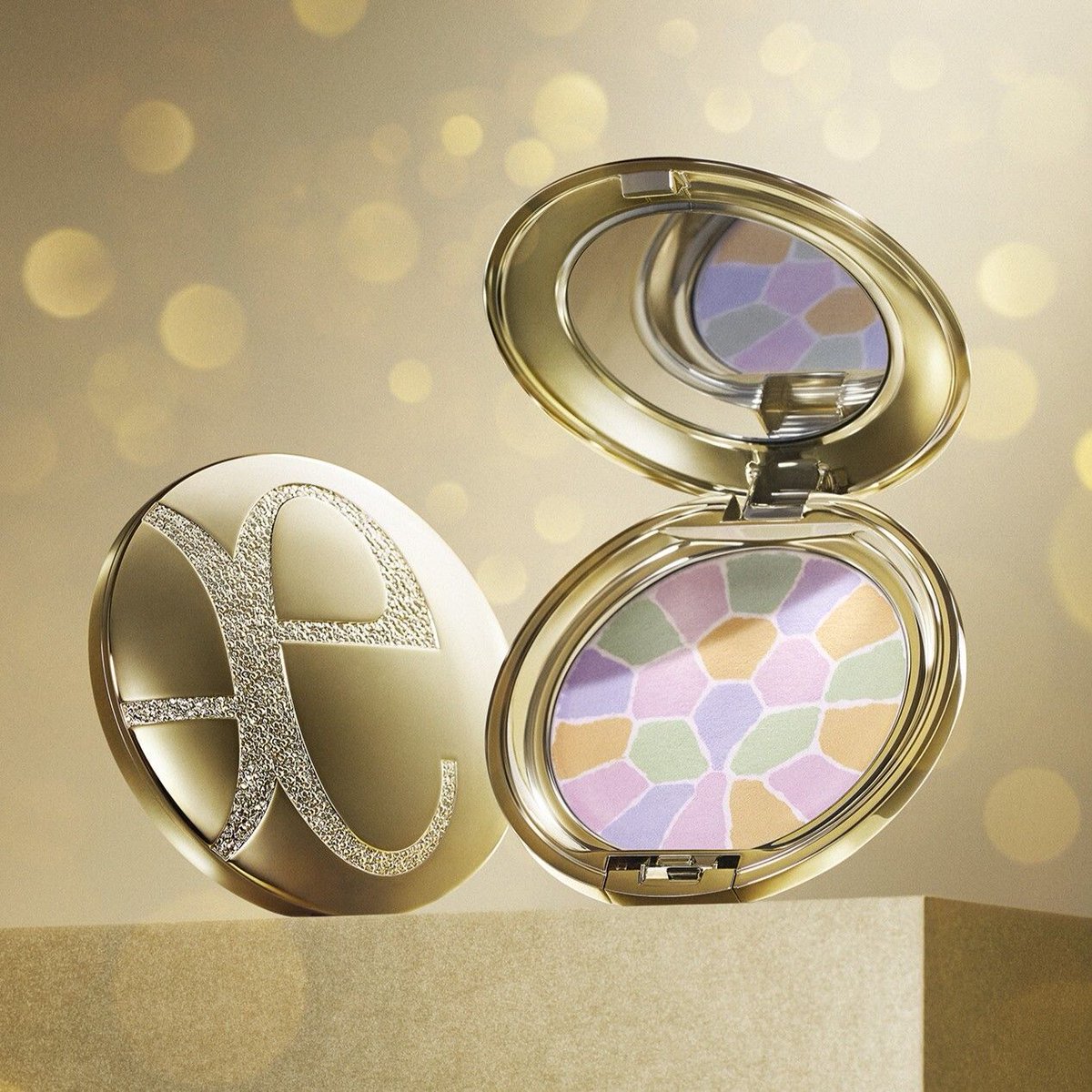 LA POUDRE HAUTE NUANCE 35th ANNIVERSARY エレガンスの象徴でもある