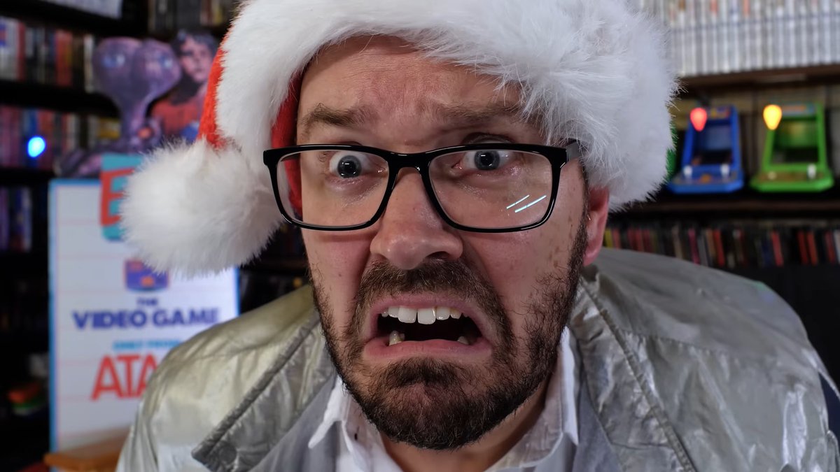 This dumb facial expression that the Nerd makes in the new Angry Video Game Nerd episode has been absolutely frying me 😂😂😭