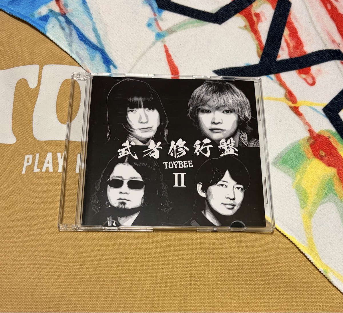 今日届きました！✨
首がもうキリンさんになってたや🦒
明日の仕事に向かう車中は
ライブハウスと化します🎸
#toybee
#武者修行番II