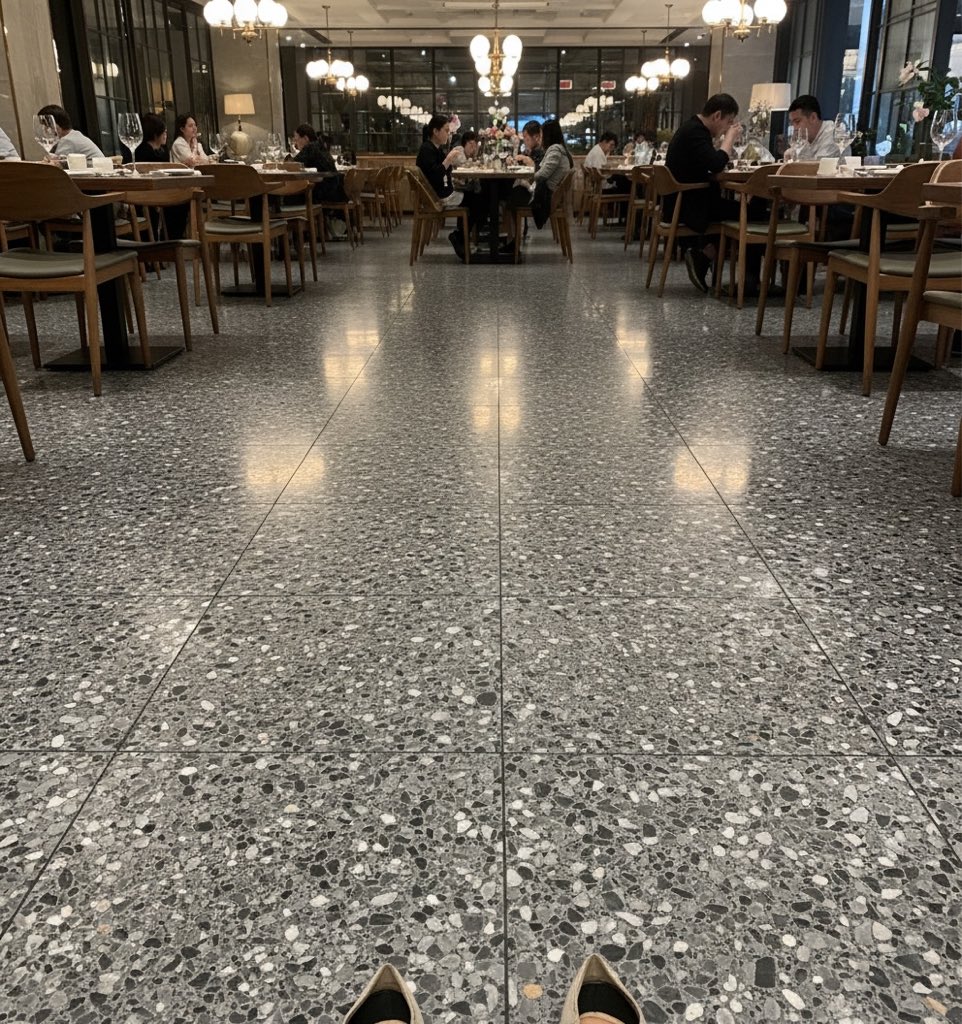 saigoncasa's tweet photo. true terrazzo for industrial style 

#terrazzo #floordesign #hotel #restaurant #cafe https://t.co/8G0hP4ejWw