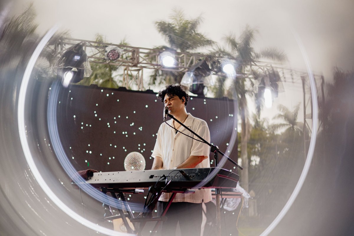 What a wonderful way to spend the end of the year. It’s so good to see and sing with all of you, Karawaci!