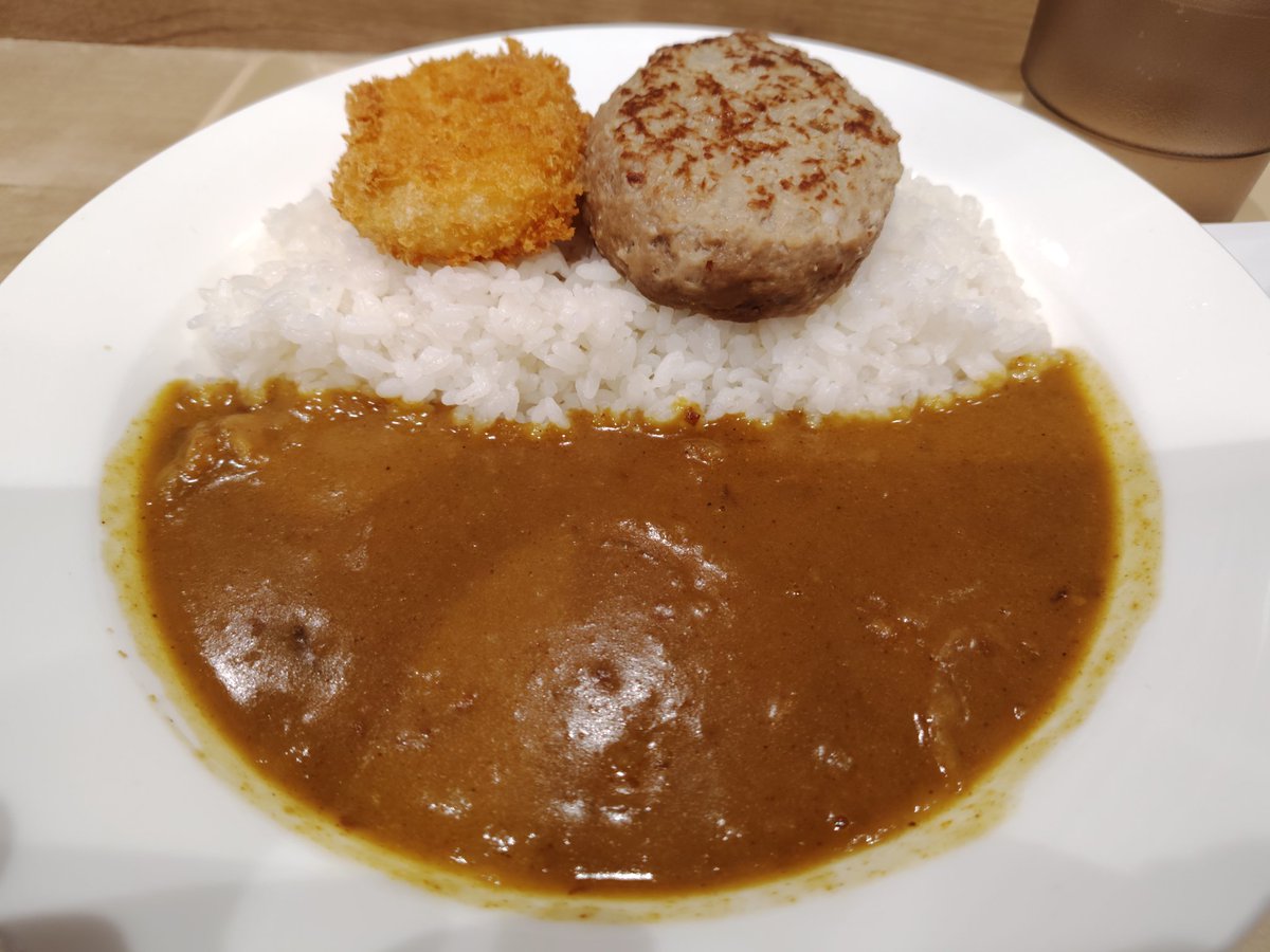 金曜日お疲れ様でした🍻 金曜日はカレーの日🍛 金曜カレー🍛 忙しくて