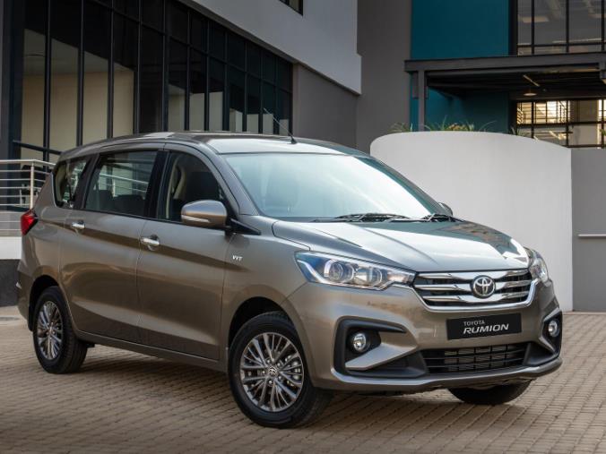 AutoTraderSA's tweet image. MPVs make excellent business sense in South Africa! If you're looking for value, here are five compelling alternatives to the popular Renault Triber. Which one offers the best space and price? bit.ly/Top5SimilarCar…
#RenaultTriber #MPV #BusinessSense #CarComparison #BudgetCar