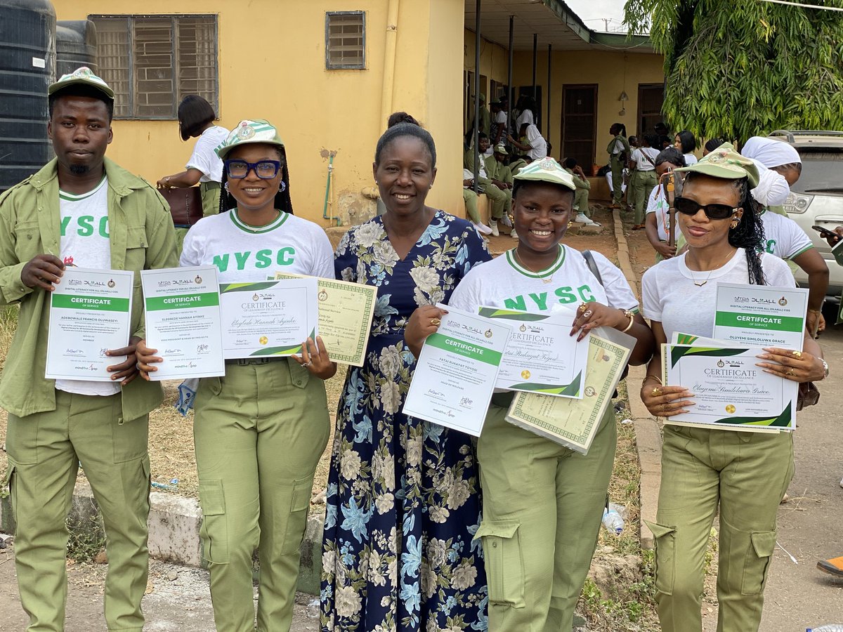 dl4allcdsibadan's tweet image. It's POP szn again! 

And this time, we are saying goodbye to the 2025 Batch C Stream II Digital Literacy Champions⭐.

We will miss you all till we see again bigger and better💚.

.

#dl4allcdsibadan #dl4allcds #nysc #digitalliteracyforall #mindthegapng #oyokopa #nyscpop