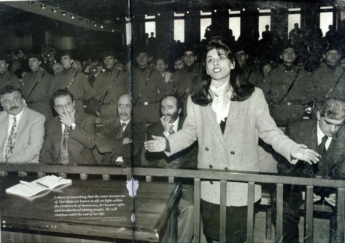 Küfür, hakaret , haksızlıklar ve  işkenceler onu hep büyüttü bu topraklarda. Küfür sizin Asaleti ve onuru bizim olsun. #LeylaZanaOnurumuzdur