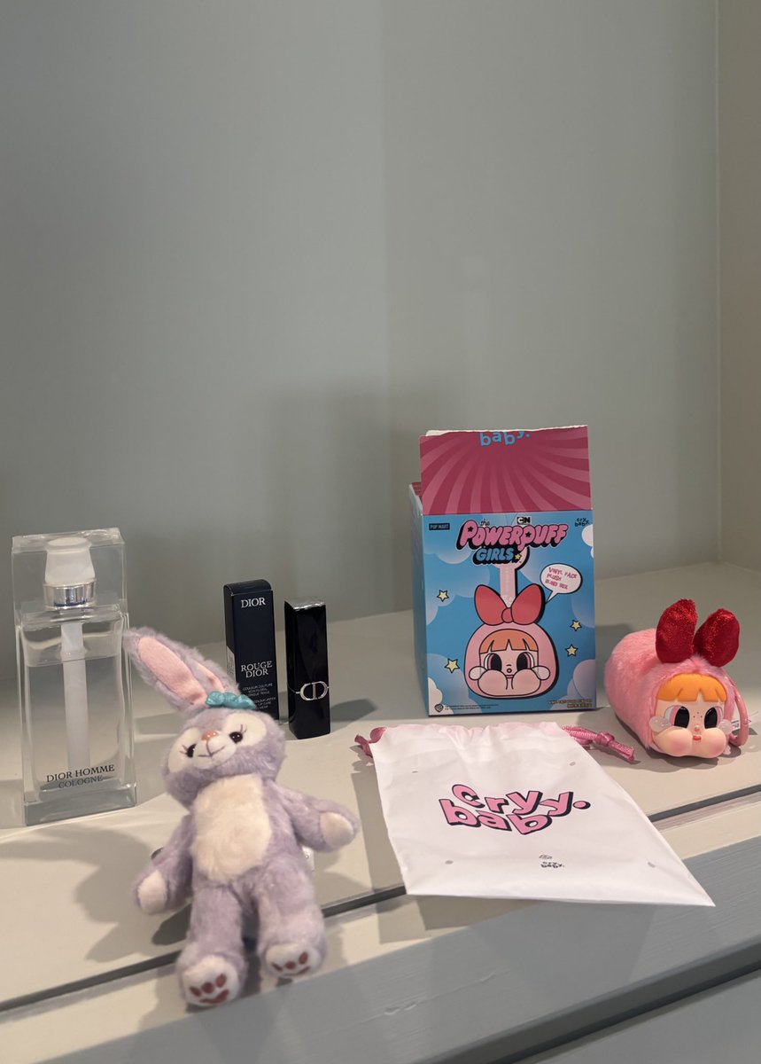ทักมาสอบถามได้น้า ปล่อยหมดนี่คับบ 
ราคาดีมาก🤍.

#ส่งต่อdior #crybaby #stellalou #ส่งต่อ #ส่งต่อbaobao