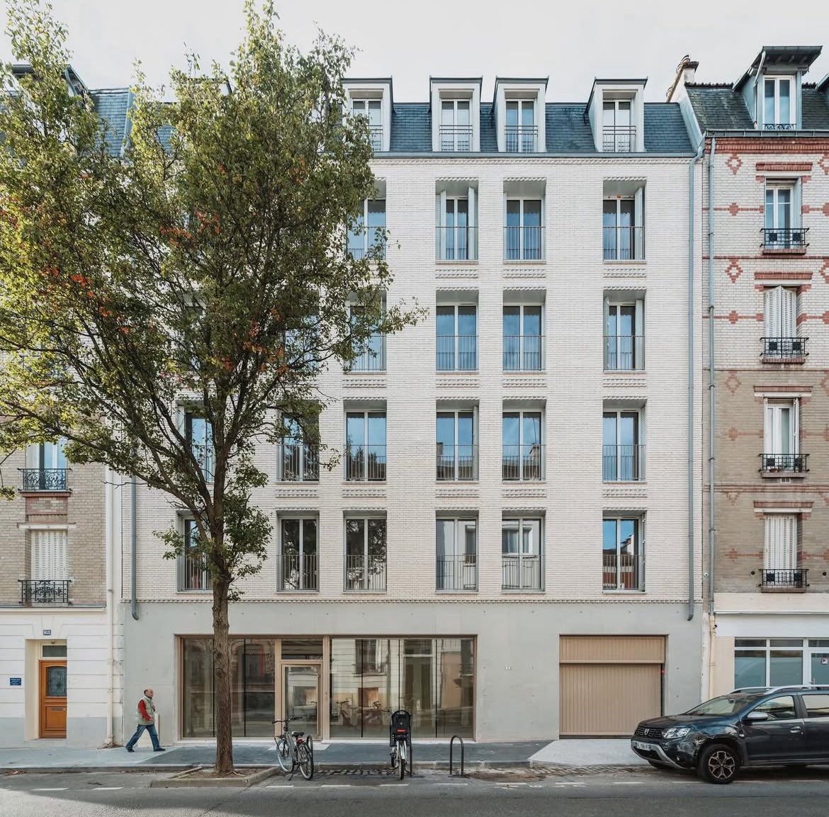 SustainableTall's tweet image. 24 social housing apartments on the outskirts of Paris, by Prinvault Architectes

Love the quality of brick detailing!
