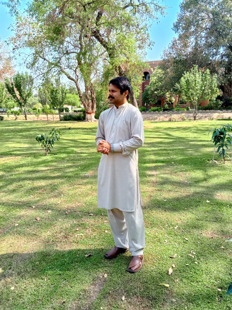 Mr_Sherri's tweet photo. بغیر توقعات کے جیو، تاکہ زندگی میں مایوسی نہ ہو....!
جمعہ مبارک 💞 https://t.co/iAw3ixz4X0