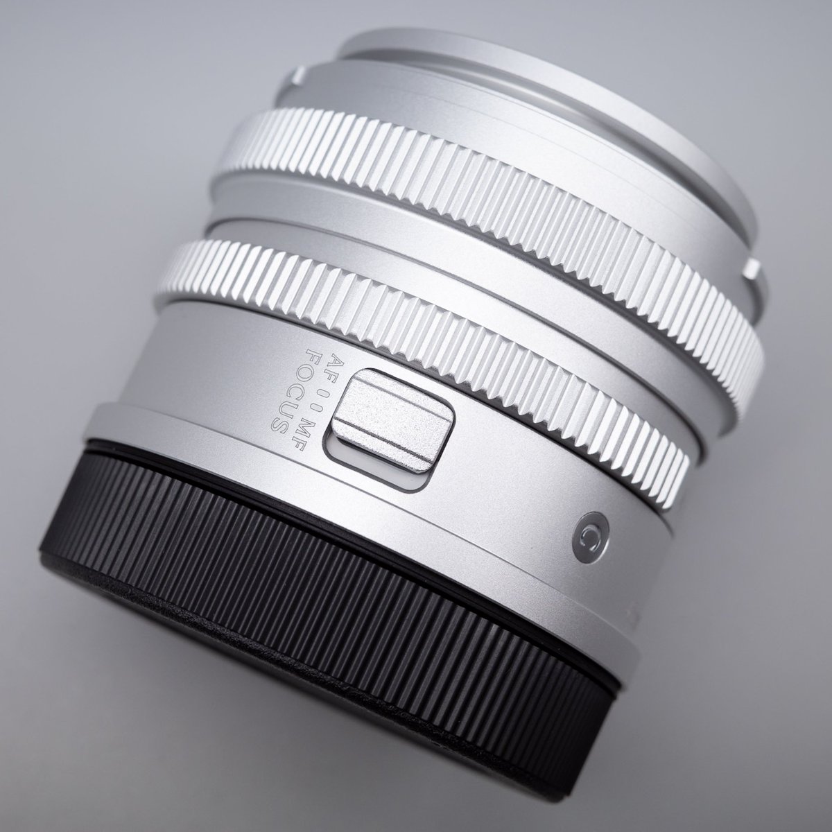 yuki_pht's tweet photo. シルバーIシリーズ用のスイッチカバーですが、45mmユーザーが多いはず！と思いきや、今のところF2用が売れ行きよいです✨

届いた方、感想など投稿いただけますととても嬉しいです！😆

(ユーザータグ付けか、ハッシュタグ #ISync にて😌) https://t.co/wN9IEIKQmx