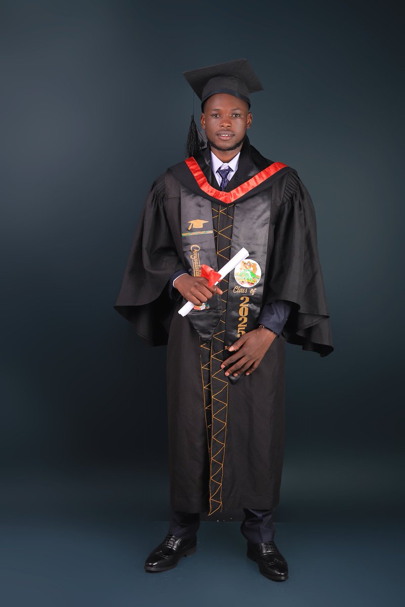 kijanayamaraa's tweet photo. 🧑🏻‍🎓 https://t.co/gnUlMXuHOt