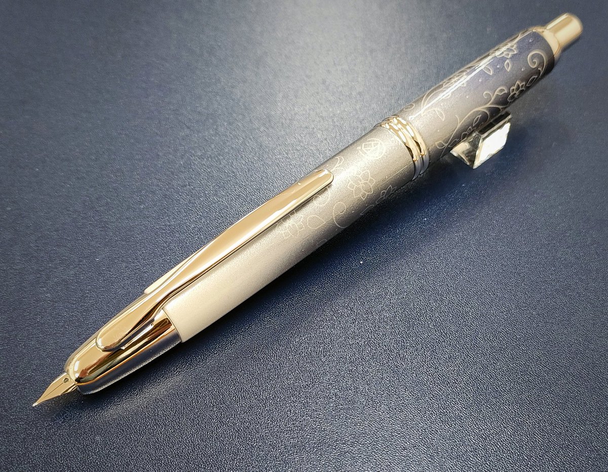 【字幅F】文具館コバヤシ キャップレス万年筆 鉄仙 文具館コバヤシさんのオリジナル万年筆『キャップレスー鉄仙（Clematis