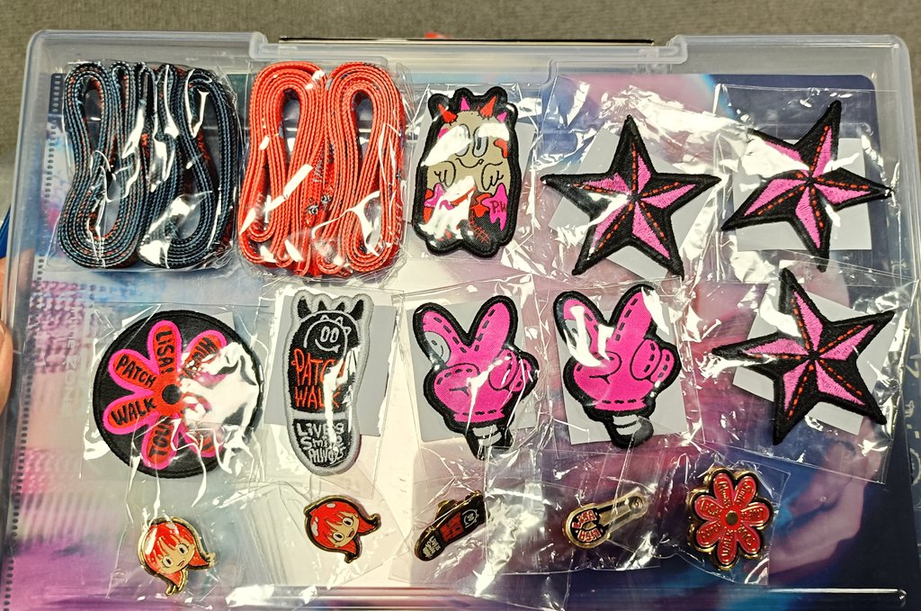 グッズ在庫（？）更新します 譲：写真 求：ガチャ代 タトゥシール