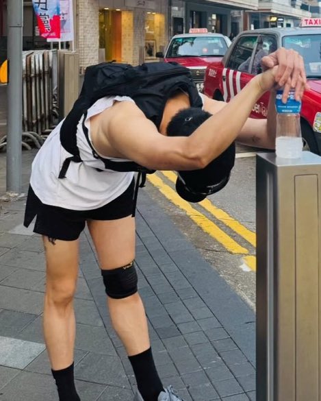 clarninet's tweet image. bro tatto baru?