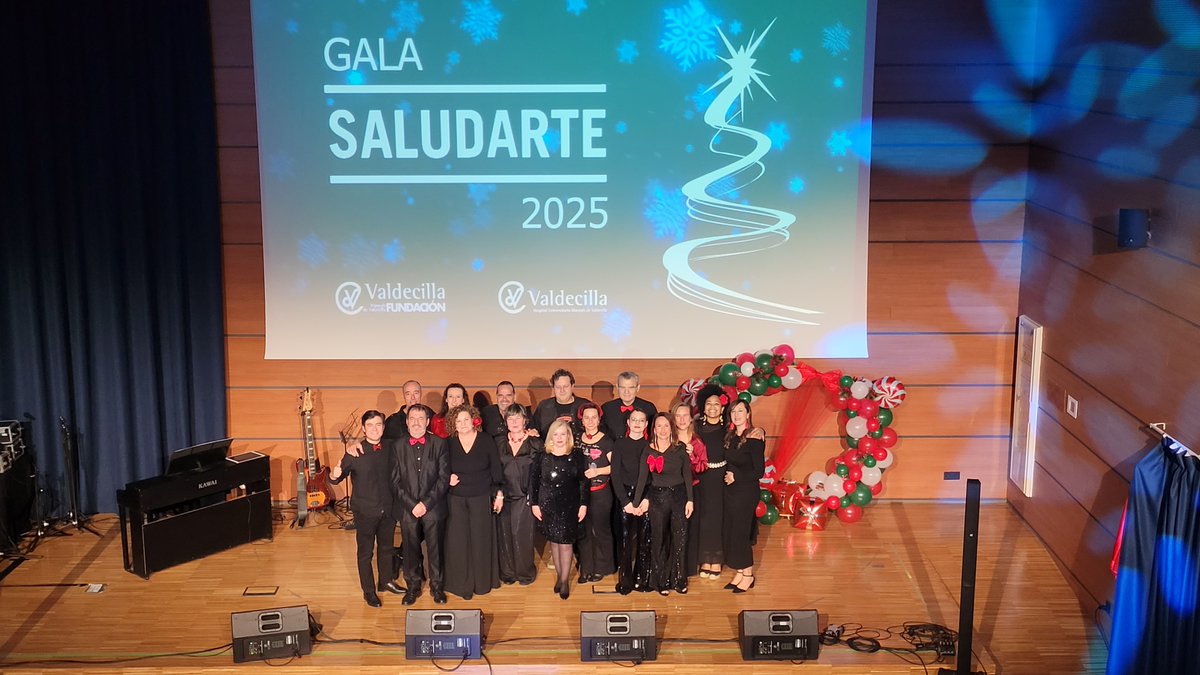 HUnivValdecilla's tweet photo. 🎤 Nuestros compañeros de @SValdecilla han celebrado la 7ª edición de su Gala de Navidad, un encuentro apoyado por la @fundacionMdV en el que hemos disfrutado de música y una versión teatralizada  de ‘Pesadilla antes de Navidad’. 

🔗 https://t.co/mF0Pum79xc

#SomosValdecilla https://t.co/COcimcastm
