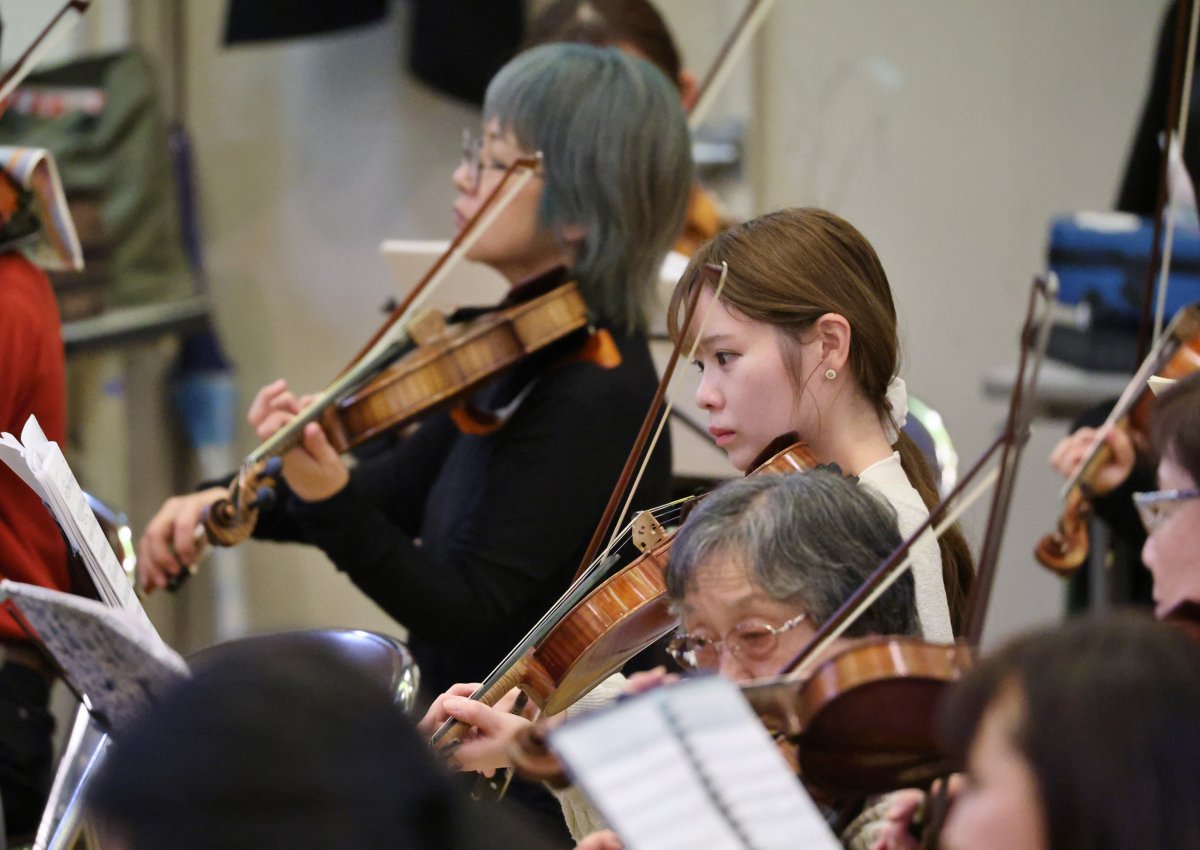 【ベートーヴェン最後の交響曲「第九」園田隆一郎さんインタビュー＆藤沢市民交響楽団、真冬の白熱リハーサルレポート】指揮者の園田隆一郎さんに、お話をうかがうことが出来ました。藤沢市民会館の再整備前、最後の「第九」。いったいどんなコンサートになるのでしょうか。
fujisawabito.net/report/703/