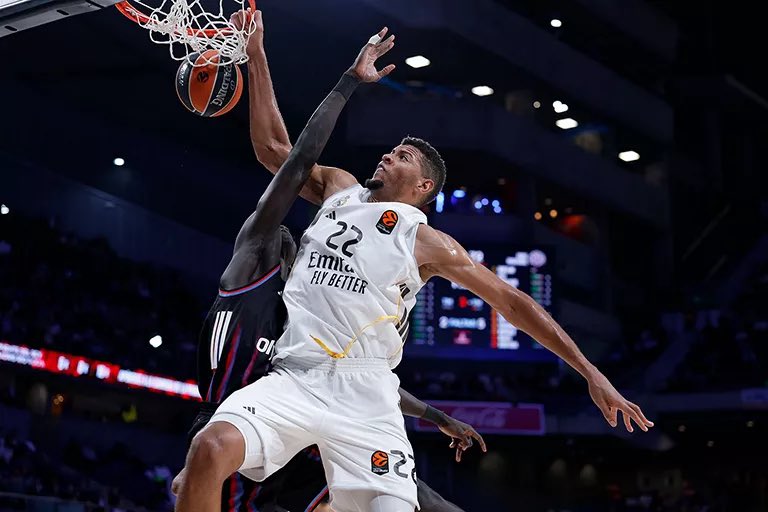 Hasta el ultimo cuarto tuvo que esperar el <a href="/RMBaloncesto/">Real Madrid Basket</a> para afinar su defensa y lograr remontar ante <a href="/ParisBasketball/">Paris Basketball</a> y llevarse la victoria muy importante para seguir arriba en la clasificación. Lo explicamos en <a href="/poblafm/">PoblaFM</a> con el apoyo de <a href="/Clorinelabuelo/">Clorin El Abuelo</a> poblafm.com/baloncesto/rea…
