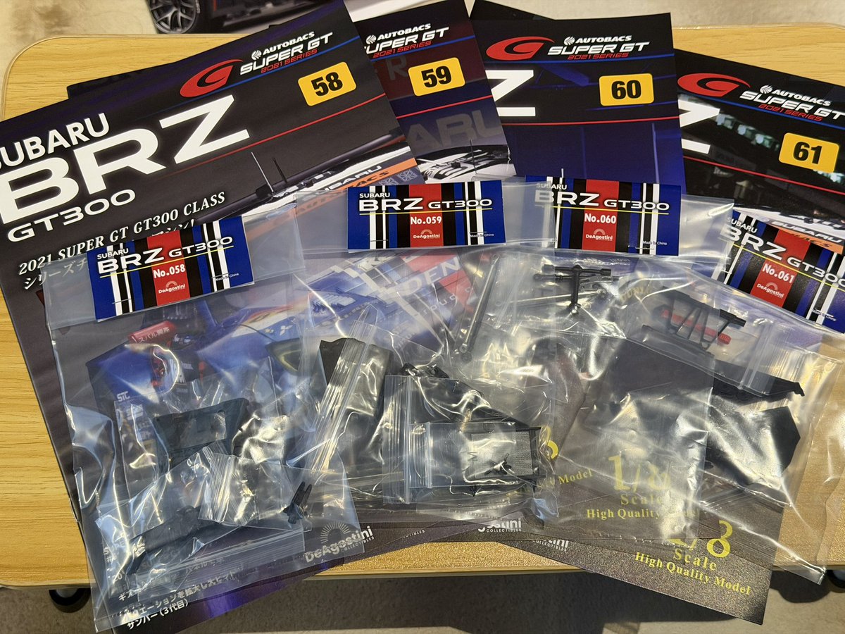 デコキット　ランダム3種類 毎回、組立て後はどっと疲れる…😅 やっぱりある程度ネジ締めは力がいる