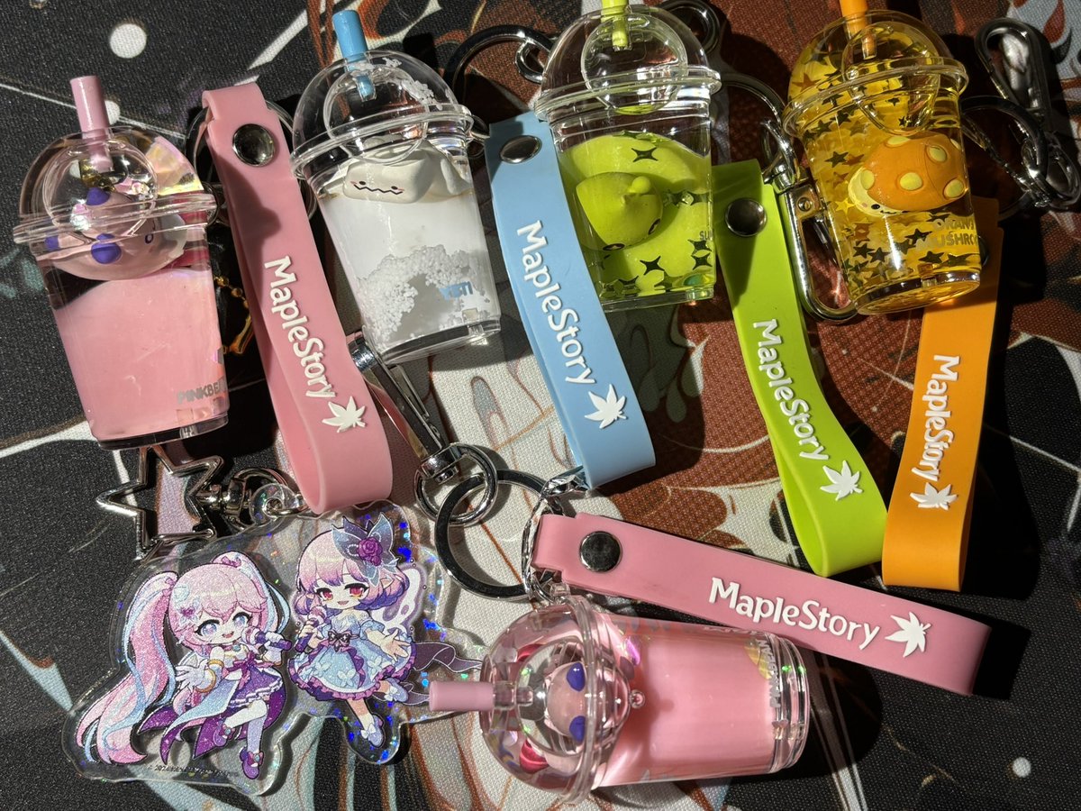 大掃除に向けて棚の中整理してたら懐かしいの出てきた ピンクビーンが