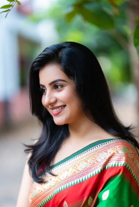 परेशानी में जो अनुभव 
और सीख मिलती है,
वो सीख दुनिया का कोई भी 
स्कूल नहीं दे सकता है..!