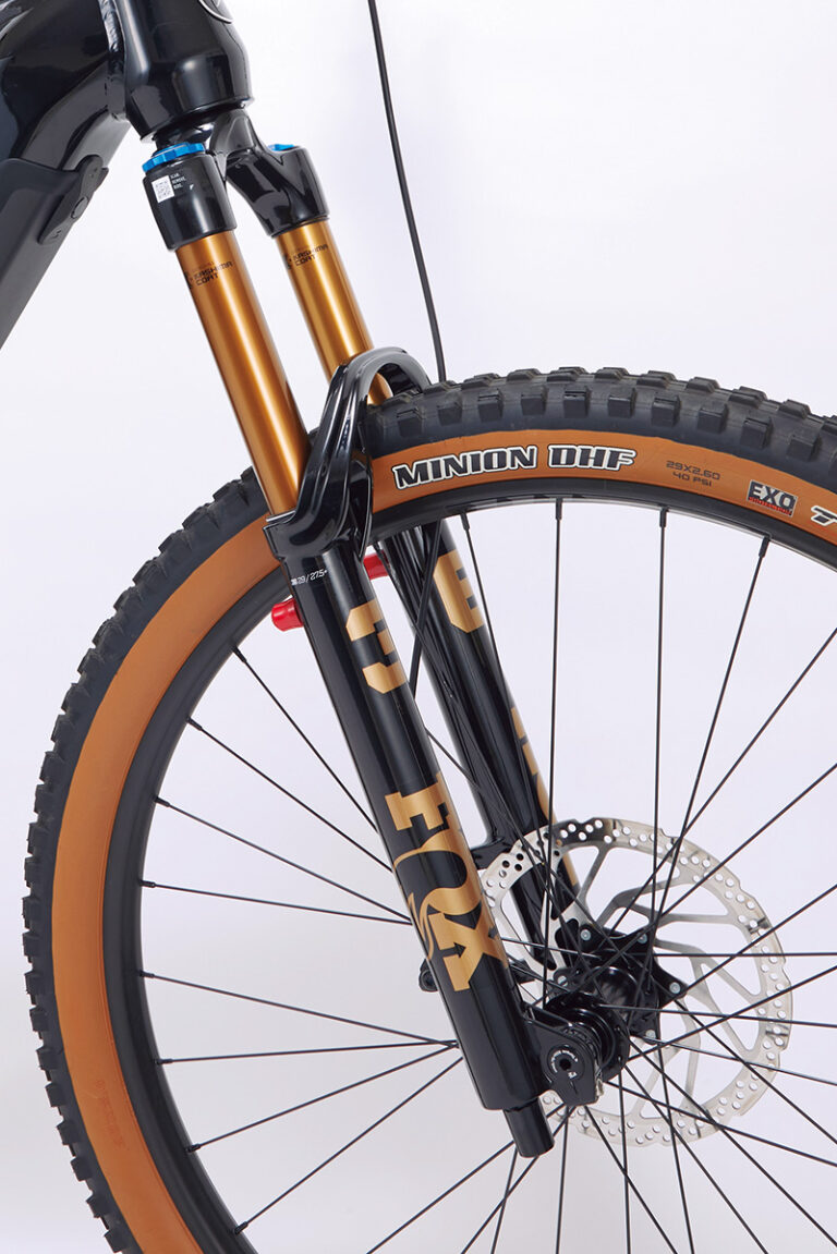 スペシャルパーツを備えた「BESVTRS1.3 FOX Limited Edition」 第3期の