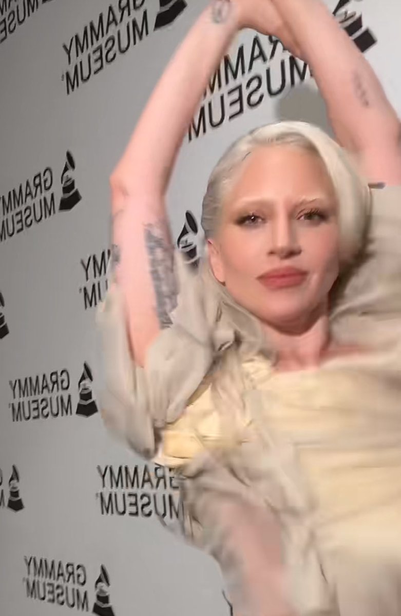 LGTHELOML's tweet image. what a BEAUTY oh my lord