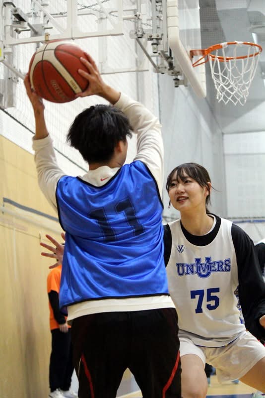 クリスタリア tweet media