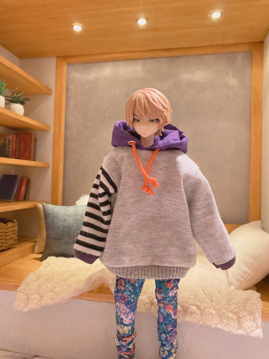 sxv2z's tweet photo. 仁様（@jinko69）からのヘアパーツを購入させていただきました、ありがとうございます。素敵な髪型♡

外は寒いのでゆっくりしてね😌

#シチリアの追憶 https://t.co/FtILBi3jL8