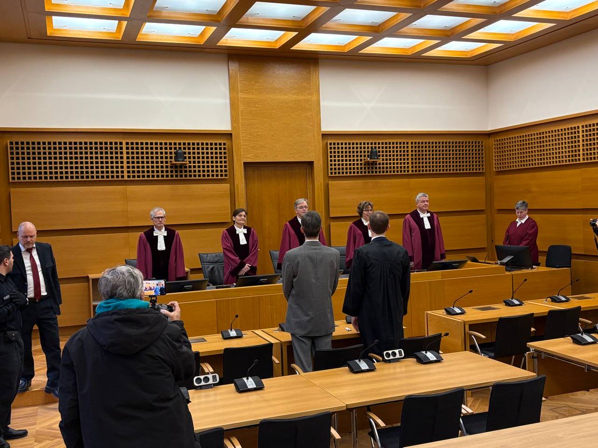 EIL: Bundesverwaltungsgericht hebt Verbot der "Hammerskins" auf!

Zweites Faeser-Vereinsverbot war rechtswidrig: Nach COMPACT wurde jetzt auch das Vereinsverbot gegen die "Hammerskins", eine subkulturelle Gruppe aus dem rechten Lager, durch das Bundesverwaltungsgericht