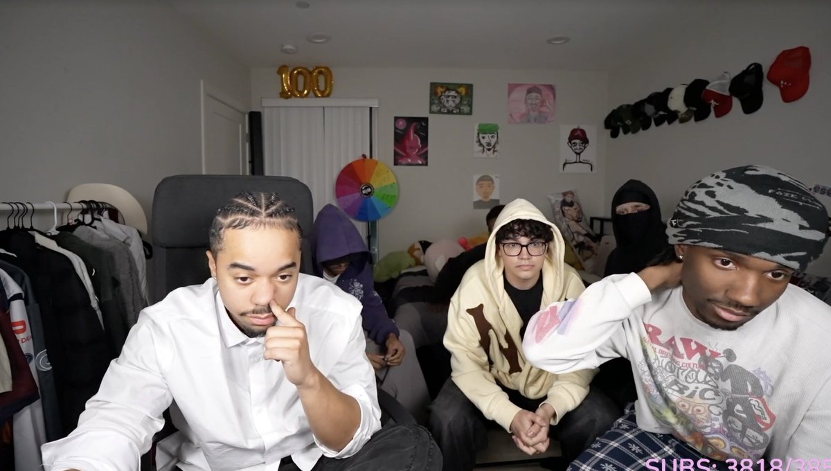 Redify Updates tweet media