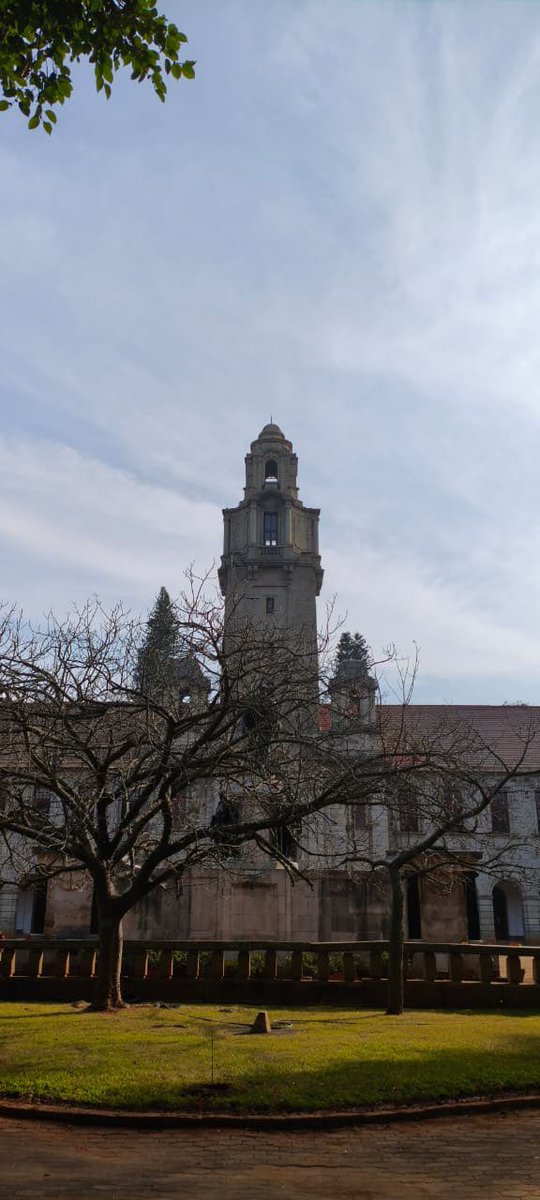 Oishhhani's tweet image. Presenting at IISc Bangalore feels like standing at the core of India’s research legacy. 🏫🍂

Sharing my work on using trust and game based decisions to make IoT edge systems safer and smarter. 

grateful📝

#IIScBangalore #Research #EdgeComputing