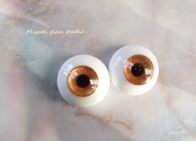 ミヤビグラスアイ　パンジー、忘れな草　16ミリ ミヤビグラスアイ パンジー、忘れな草 16ミリ