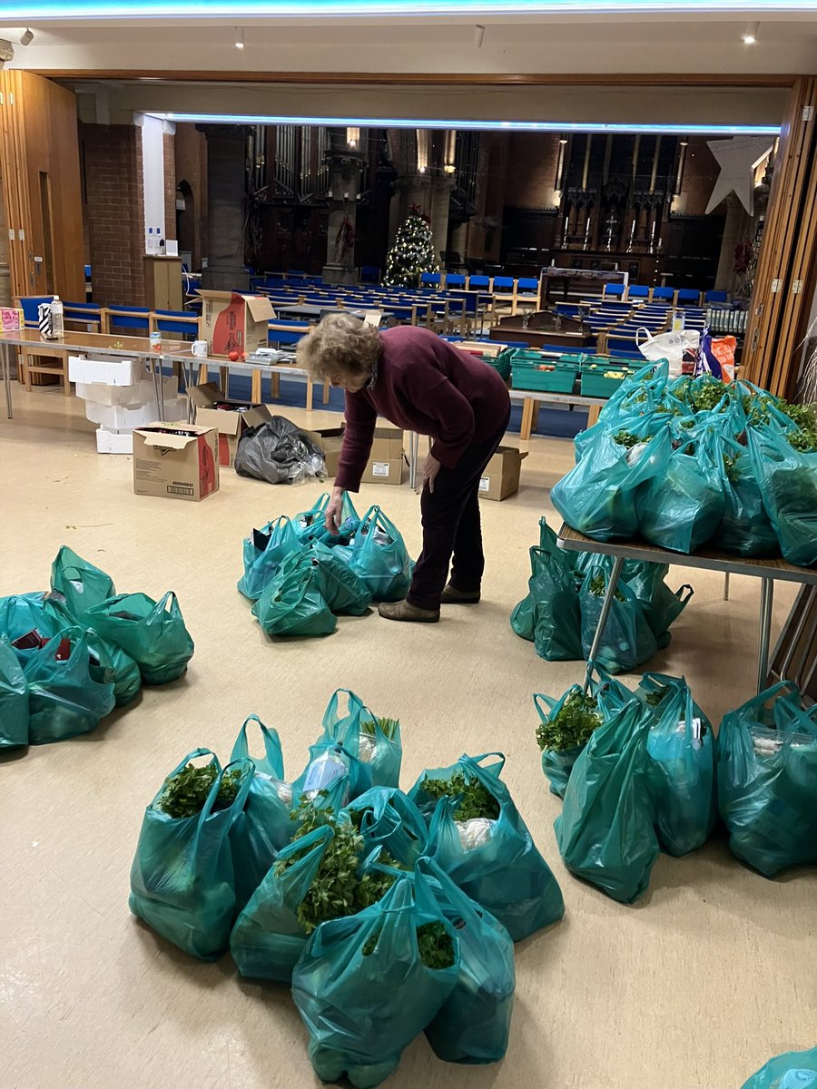 EASEealing's tweet image. We welcomed at least 160 of Ealing’s sanctuary-seekers to our Xmas party yesterday. Such jollity from a choir singing carols, Santa with presents, a magician &amp;amp; much good cheer. Lots of happy people feeling integrated &amp;amp; supported by the end. Thanks to all donors