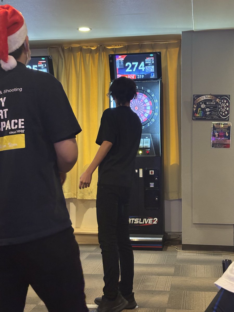 donyaemon's tweet photo. 昨日はLPSマンスリーに参加させていただきました😌
病み上がりのため4日ぶりのダーツ。マンスリーは駄目だったけど、帰る前には良い感じに💦
明日はファイナルに出ます✨
ダブルスのロビンはなんと聖一郎さんと同じ💦気持ちで負けずに自信持って投げてこ〜👍
#U18ダーツ
#FINAL2025
#ダーツ https://t.co/YuObv373wE