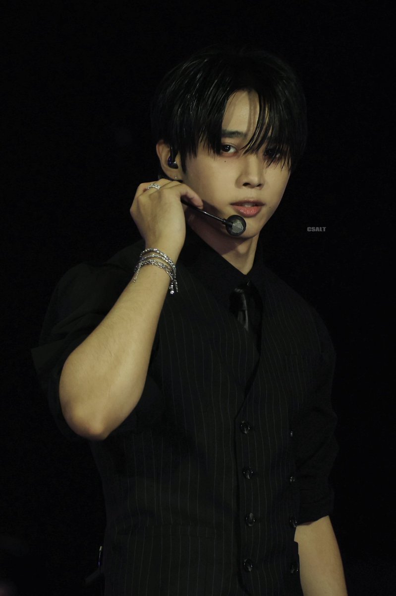 csalt0894's tweet image. 251219 KBS 가요대축제

#선우 #SUNWOO
 #더보이즈 #THEBOYZ