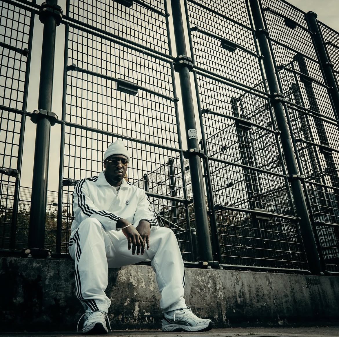 L'Agenda tweet media