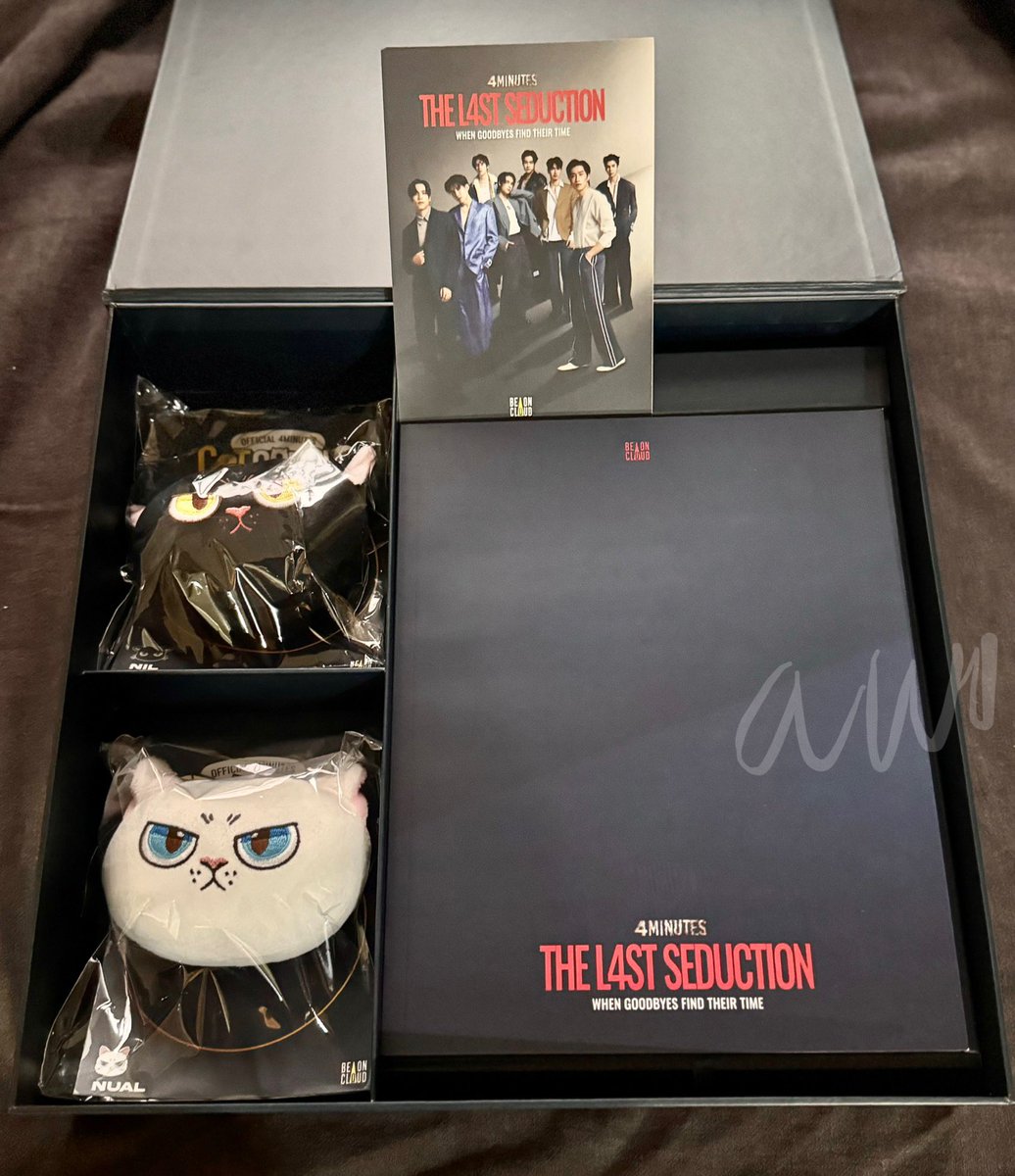 a_wa_a_w's tweet photo. 【🛒WTS】

1️⃣
・JossGawin写真集
・Gawinぬい
・Gawinぬいキーチェーン
（全て未開封）
฿1,090+850+690

2️⃣
4MINUTES PHOTO BOOK
（検品のため開封/サインなし)
฿1,500

📍#GMMTVStarlympics2025 会場にて手渡し
💰日本円（購入時クレカレート）or thb
📩DMにてお問い合わせください。明日朝8時まで。 https://t.co/veOQvXtUOc