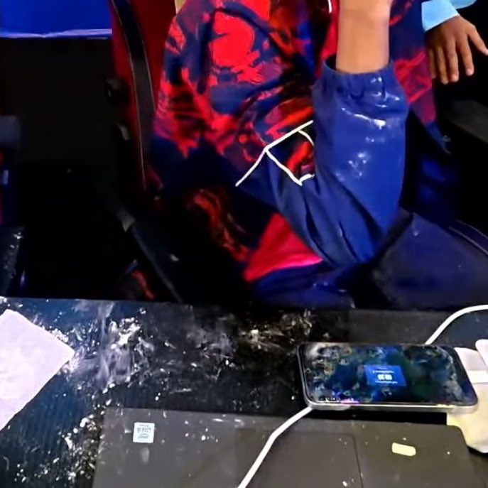 ไม่ลื่นให้มันรู้ไป55555555555555555555