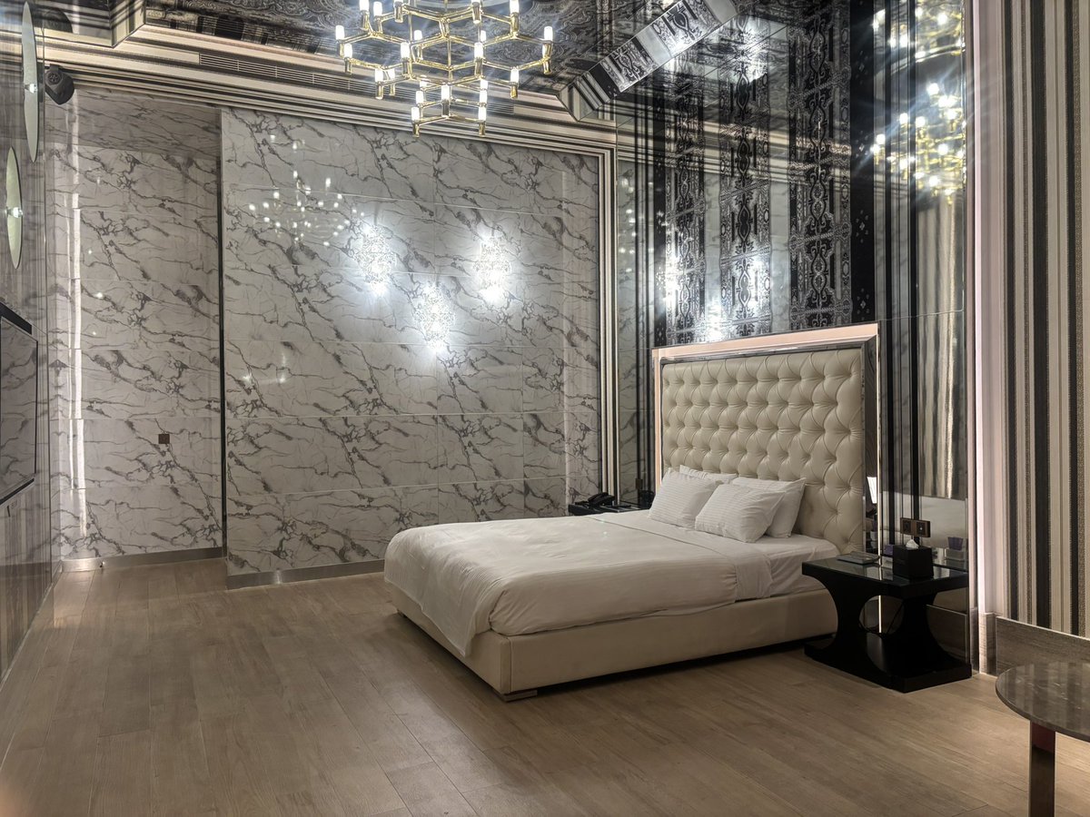 下班趕來加班

偽單男還遲到

希望等等可以餵飽我

不然我真的會很生氣😤

#高雄夫妻 #單男偽單男需付費 #原味商品