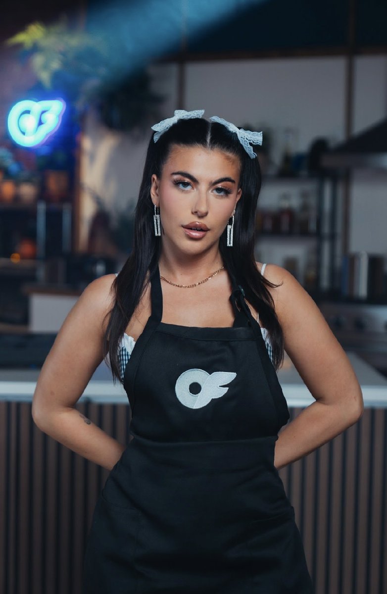 _thegalritchie_'s tweet image. Today the new This is Fire episode drops on @watchOFTV!! I competed against @thesiridahl in a heated episode you can watch now!!!  @OnlyFans 🔥 of.tv/v/vYYgJ