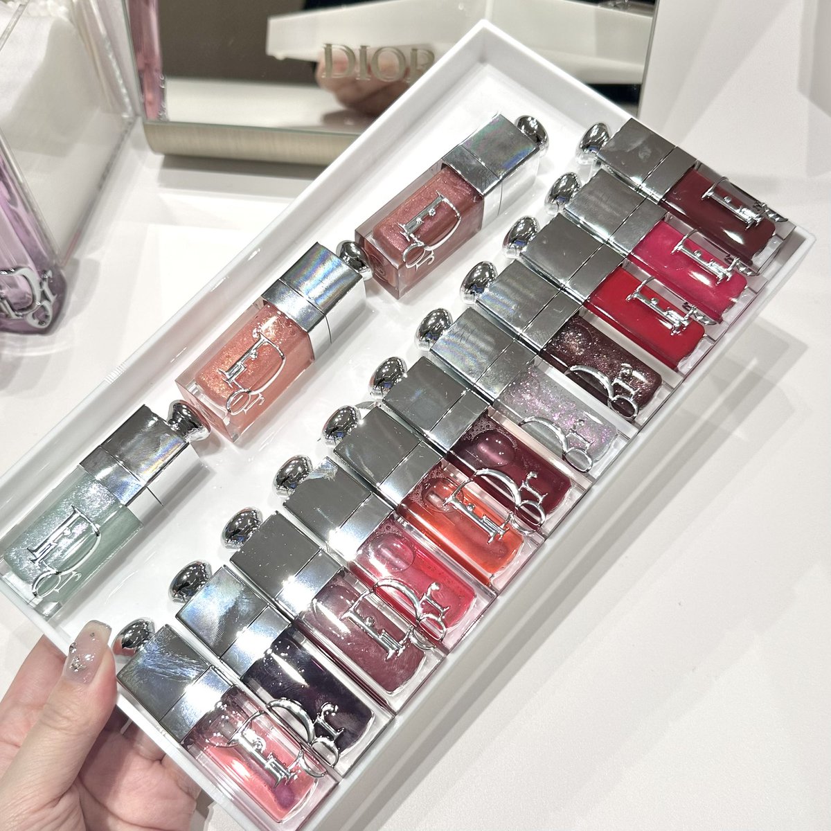 ディオールのリップグロウオイルがリニューアルだって〜〜！ご招待頂い