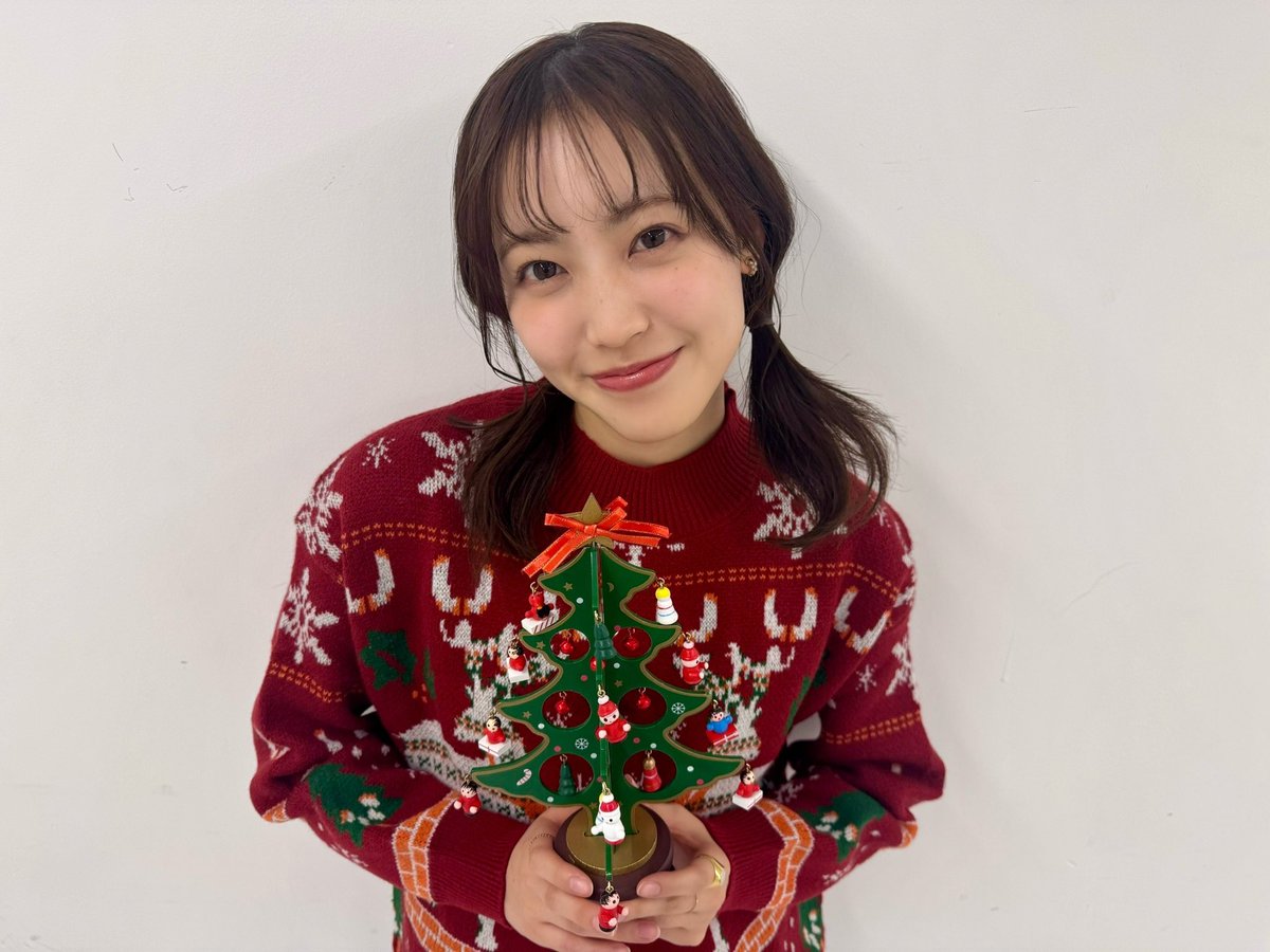 この後、19:00頃～「#櫻坂チャンネル」にて「#松田里奈1st写真集