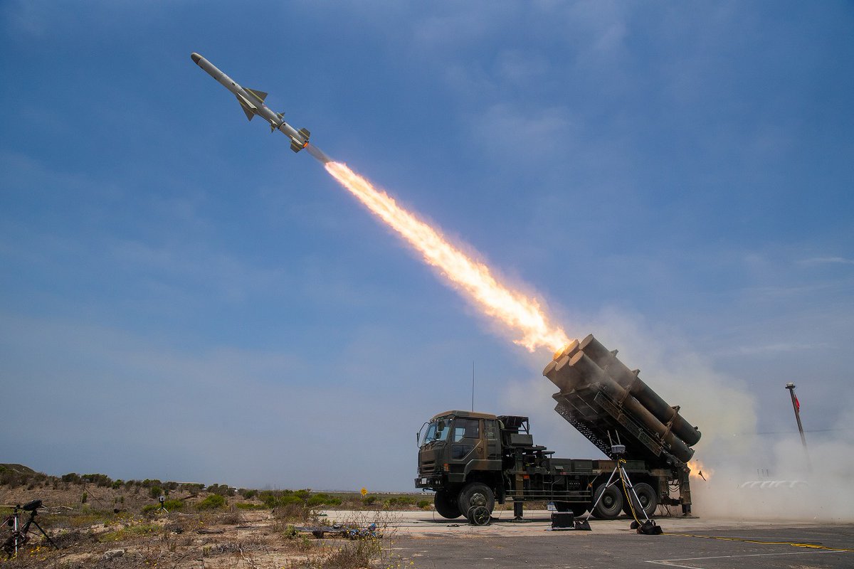 asura0998822's tweet image. 国産地対艦ミサイルの軌跡

88式地対艦誘導弾
12式地対艦誘導弾
12式地対艦誘導弾能力向上型（地発型）