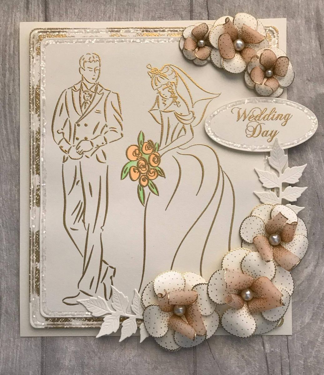 Join Dawn on Hobby Maker today at 2pm and 5pm for our last special offer show of the year! - 
She will be demonstrating with a range of SY products, including Fashionista Stamps, Flowers Stamps and the beautiful Hummingbird Stamp
mailchi.mp/honeypotcrafts…