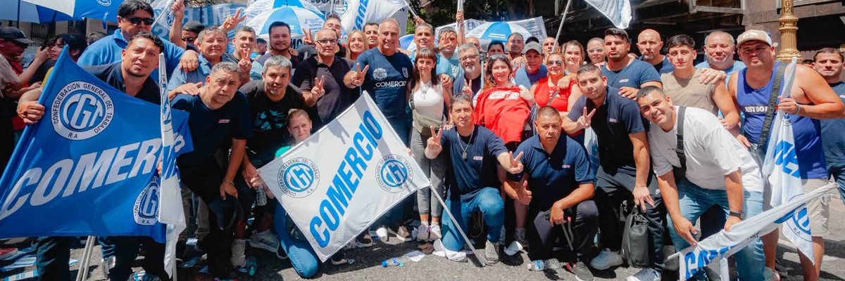 VaneRamos1402's tweet image. Manchamos contra la reforma laboral SOMOS COMERCIO SINDICATO EMPLEADOS DE COMERCIO @CarlosPerezSEC @BuffonePablo @DanielOveja @gabyfranch77 @Pompeya63 @Montesinocarlo1 @cocorojas83