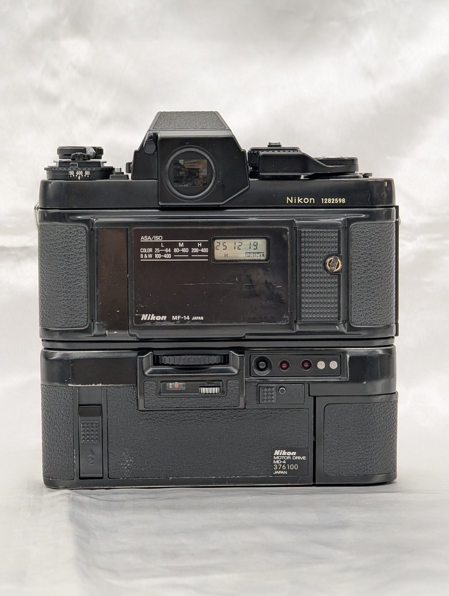 Nikon のフラッグシップ一眼レフ、#F2 と #F3 が入荷いたしました！F3