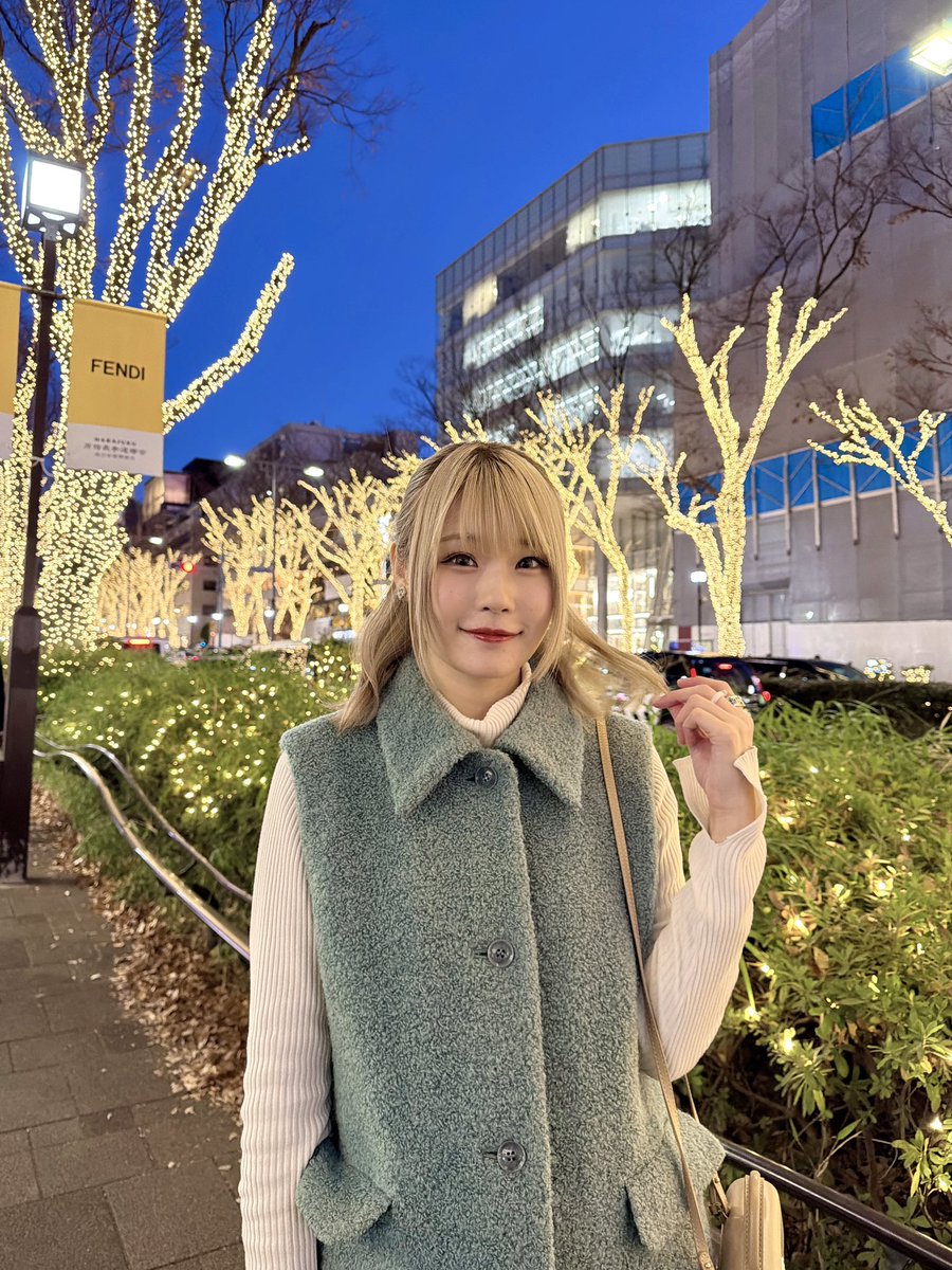 harami_piano's tweet image. 仕事帰りのイルミネーション💫💫🌠

みんなは今年もう見た❓
